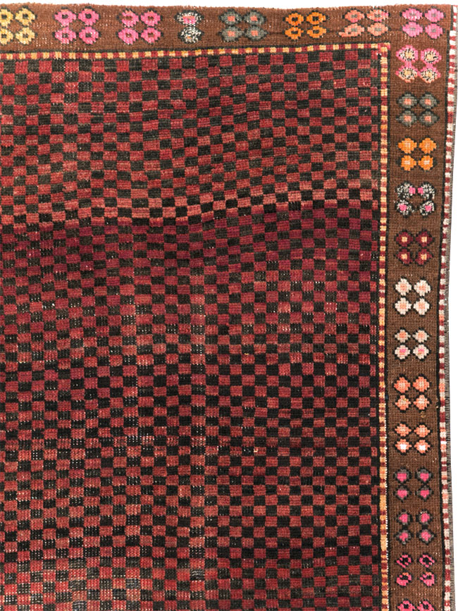 Vintage Turkish Anatolian Small Room Size Carpet, No.30228 - Staging