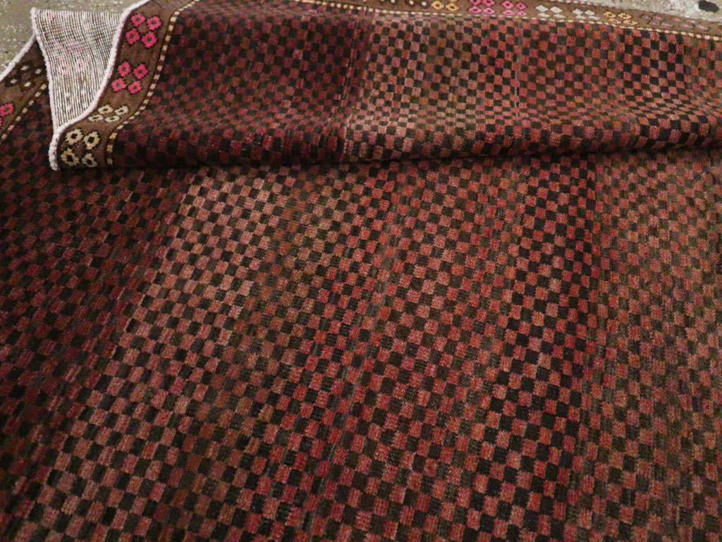 Vintage Turkish Anatolian Small Room Size Carpet, No.30228 - Staging