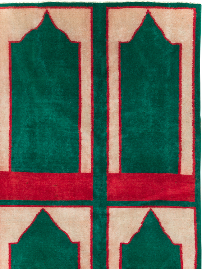 Vintage Turkish Anatolian Small Room Size Carpet, No.30237 - Staging