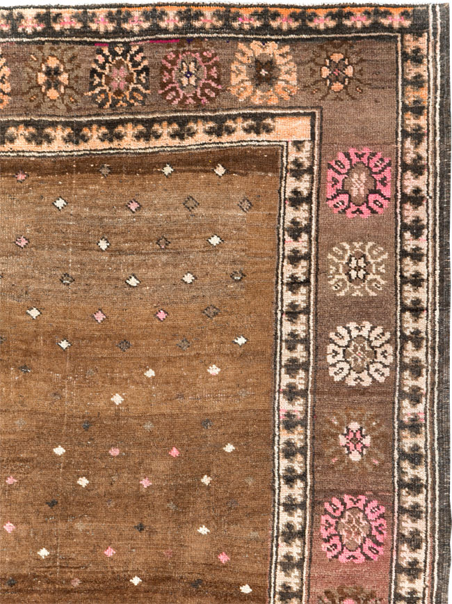 Vintage Anatolian Carpet, No.30238 - Staging