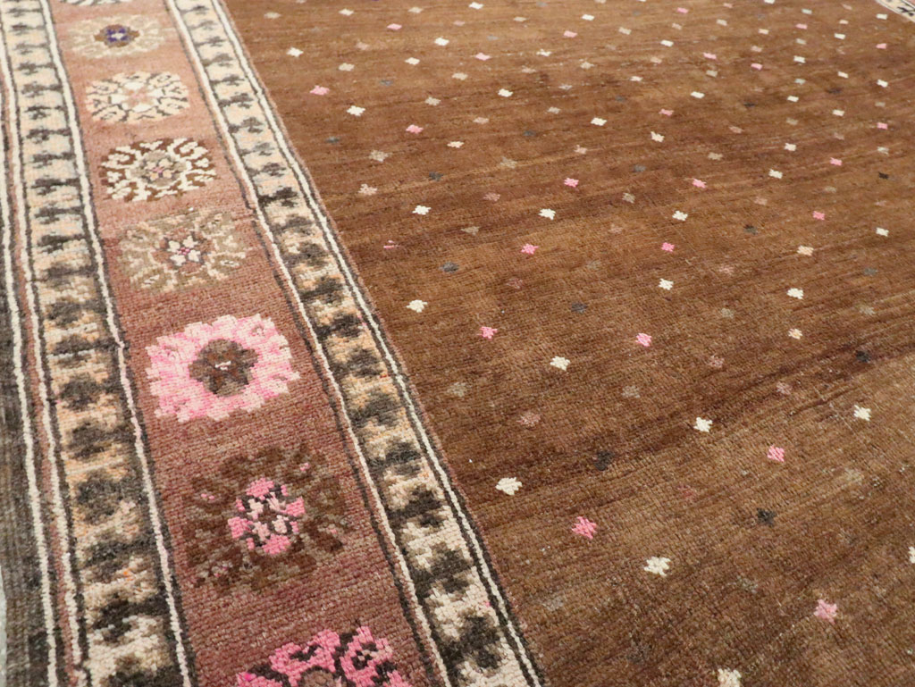 Vintage Anatolian Carpet, No.30238 - Staging