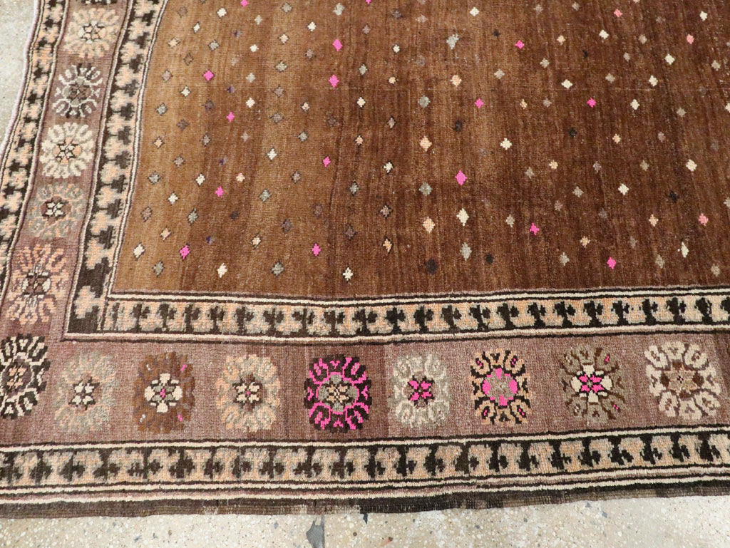 Vintage Anatolian Carpet, No.30238 - Staging