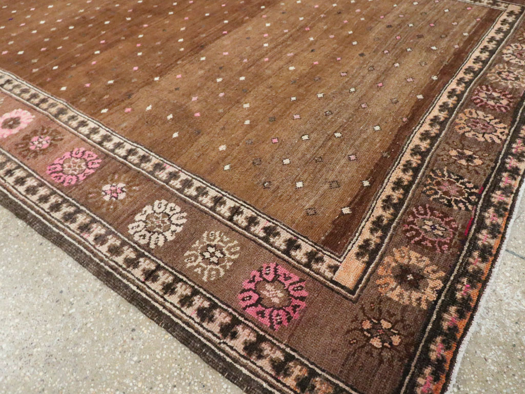 Vintage Anatolian Carpet, No.30238 - Staging