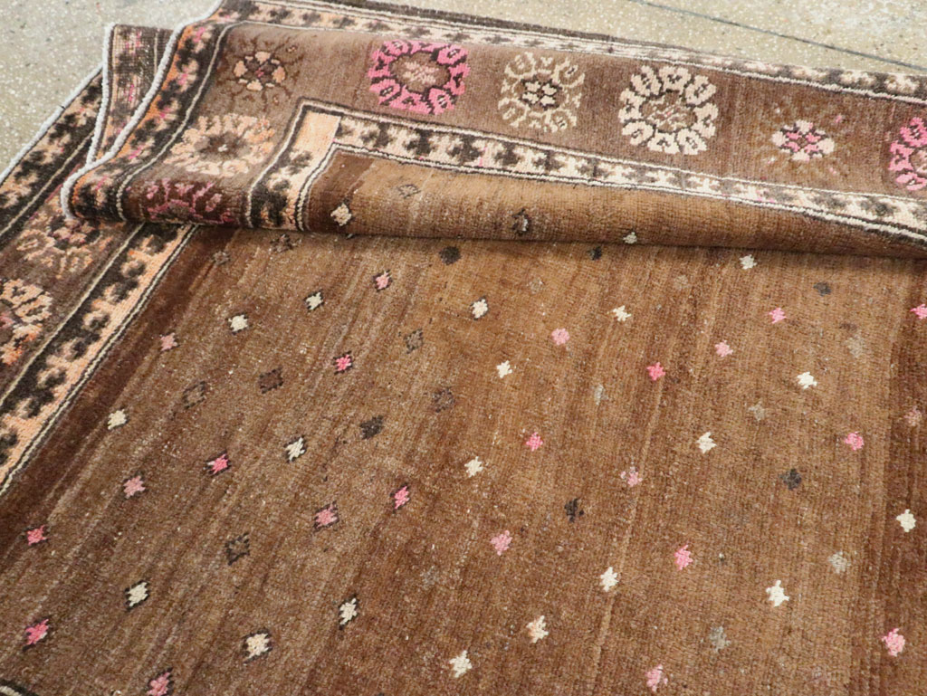 Vintage Anatolian Carpet, No.30238 - Staging