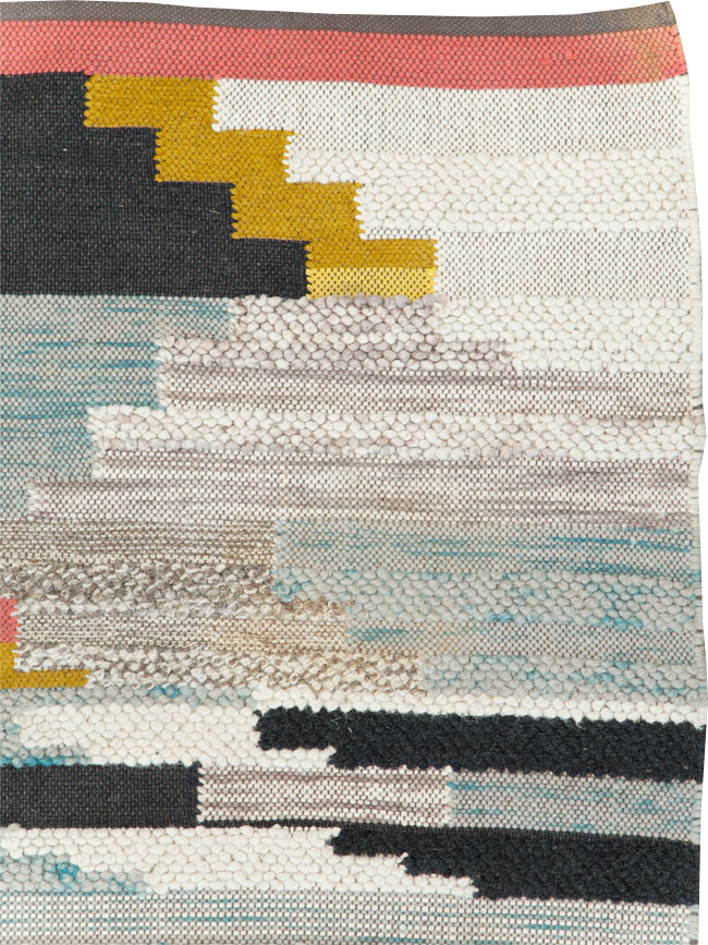 Contemporary Flatweave Kilim, No.30245 - Staging