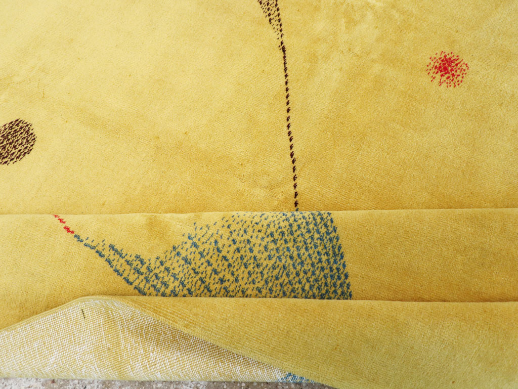 Vintage Turkish Art Deco Style Accent Carpet, No.30246 - Staging