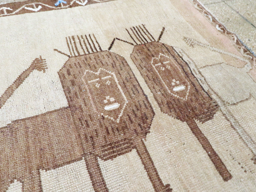 Vintage Turkish Anatolian Pictorial Accent Rug, No.30249 - Staging