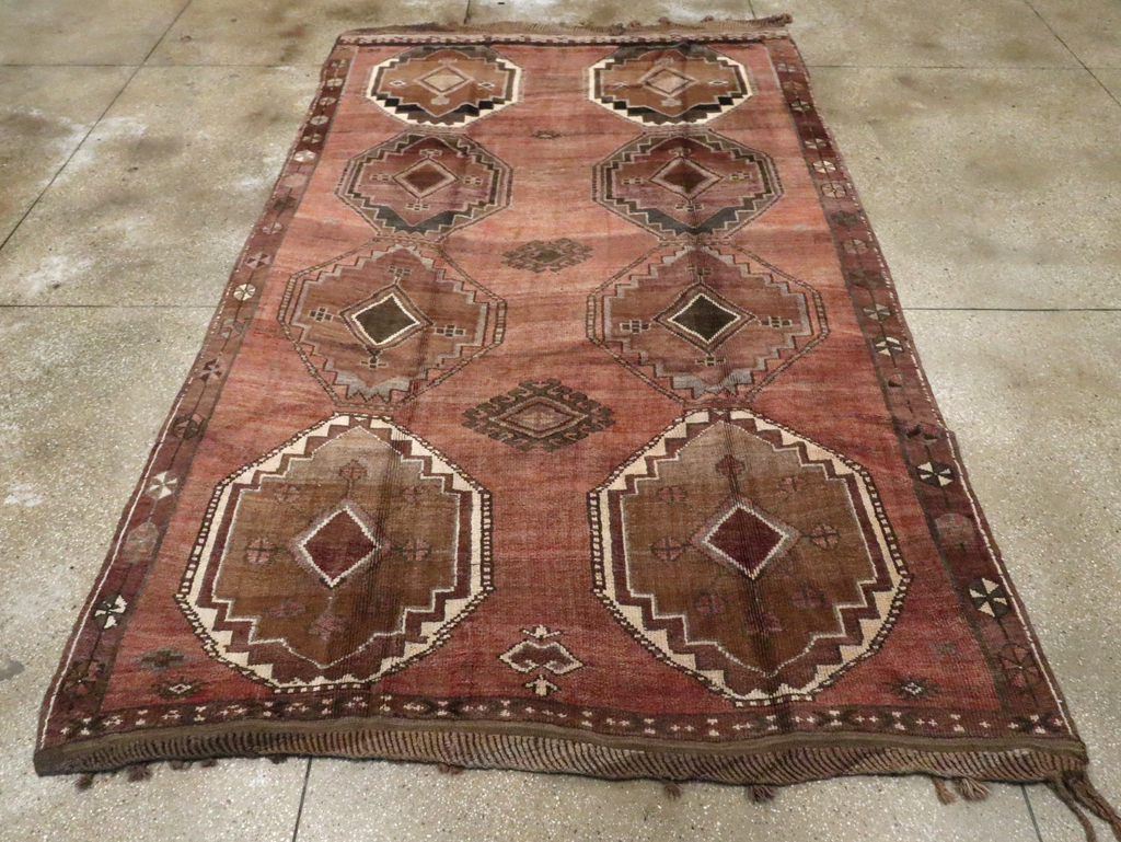Vintage Anatolian Carpet, No.30263 - Staging