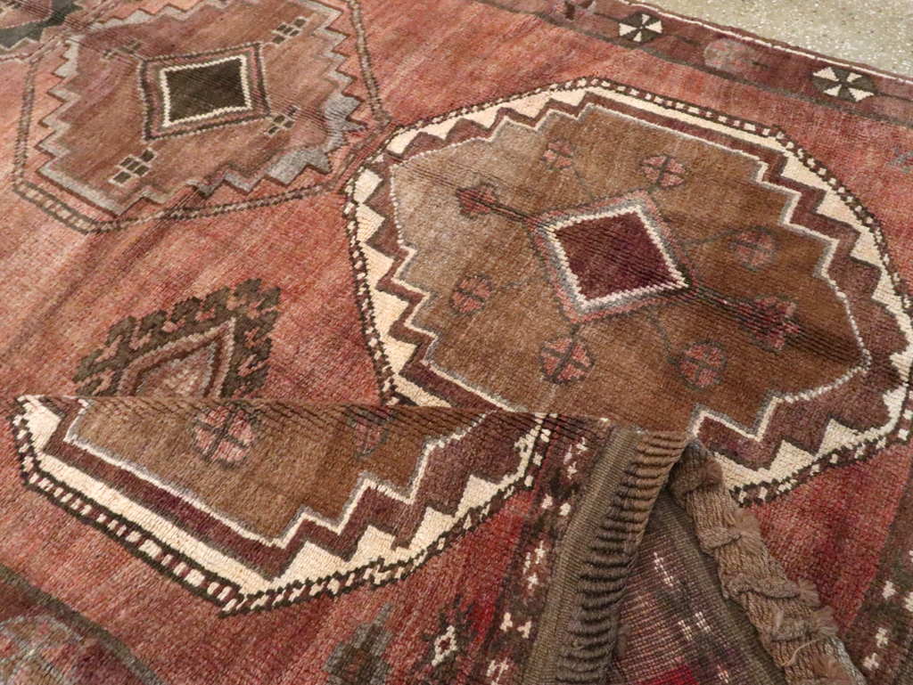 Vintage Anatolian Carpet, No.30263 - Staging