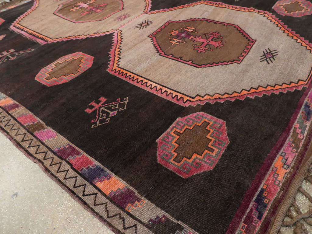 Vintage Turkish Anatolian Carpet, No.30264 - Staging