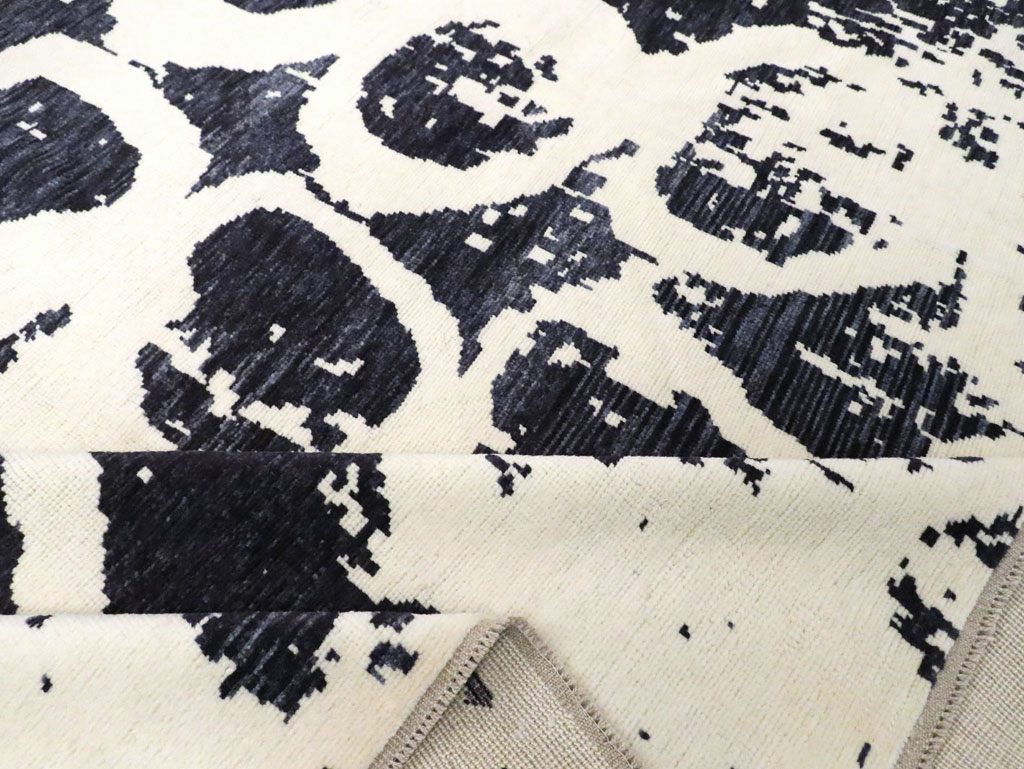 Modern Turkish Carpet, No.30310 - Staging