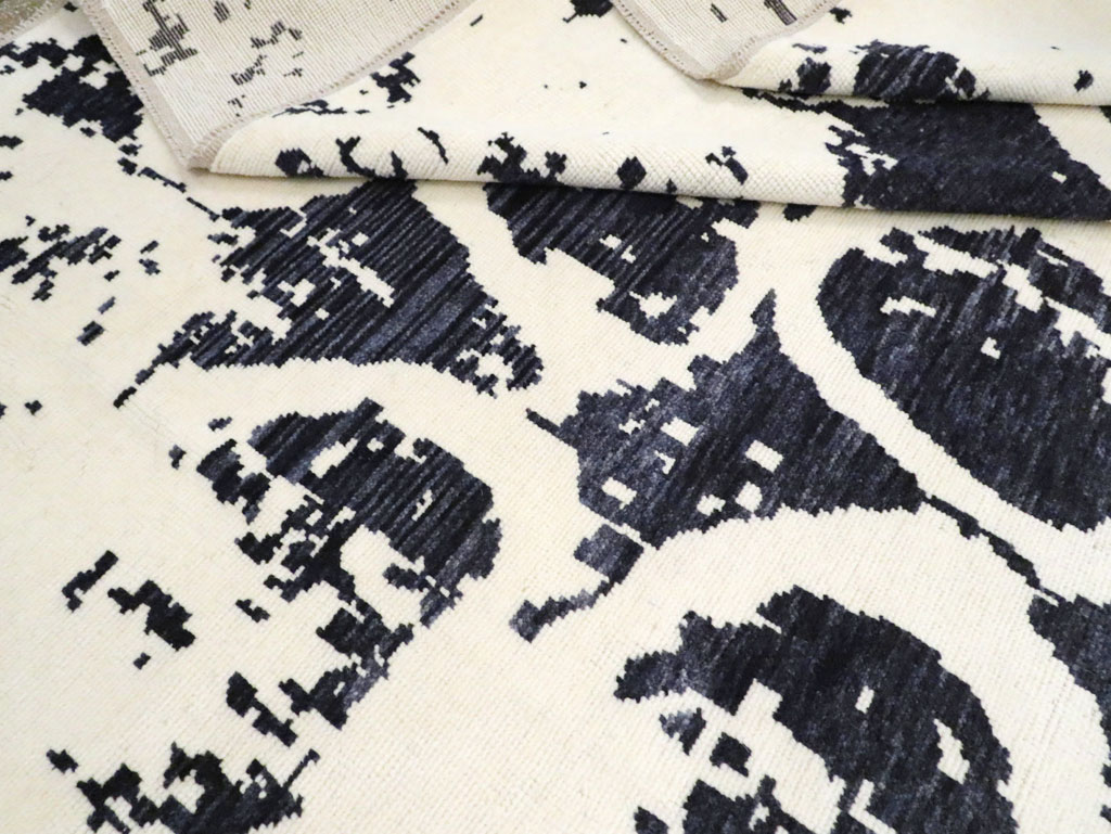 Modern Turkish Carpet, No.30310 - Staging