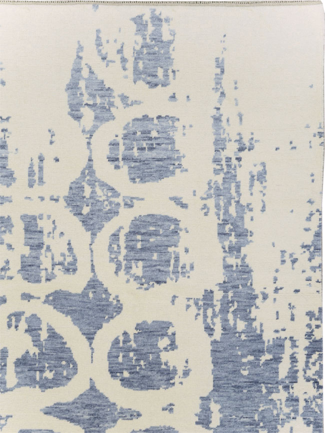 Modern Turkish Room Size Carpet, No.30311 - Staging