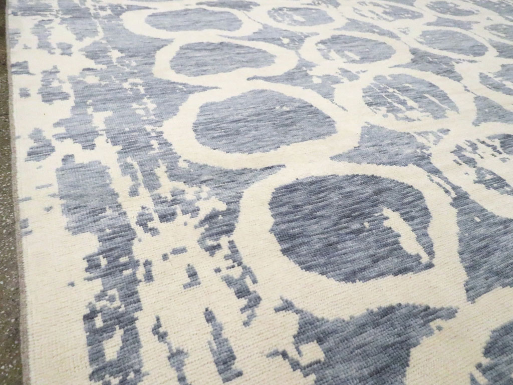 Modern Turkish Room Size Carpet, No.30311 - Staging
