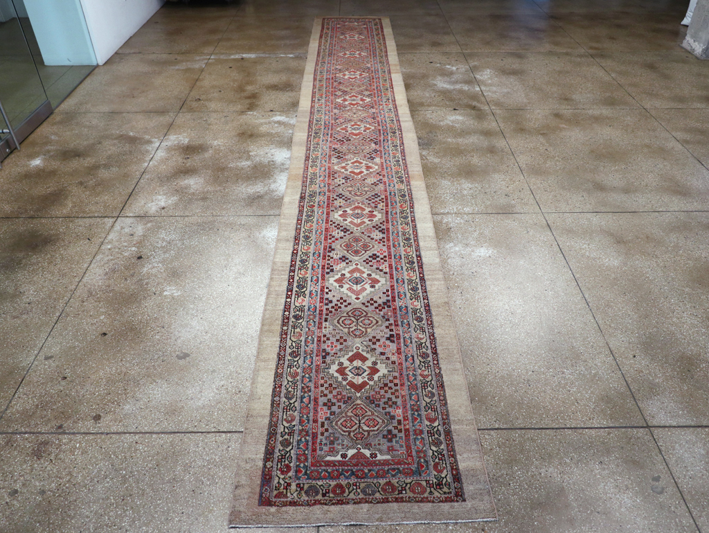 Vintage Persian Serab Long Runner, No.30316 - Staging