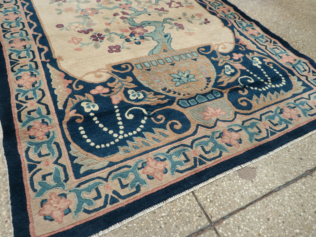 Vintage Chinese Art Deco Accent Rug, No.30362 - Staging