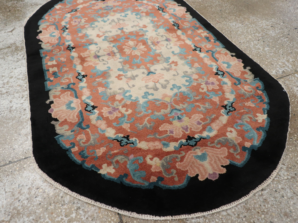 Round Oval Vintage Chinese Art Deco Accent Rug, No.30364 - Staging