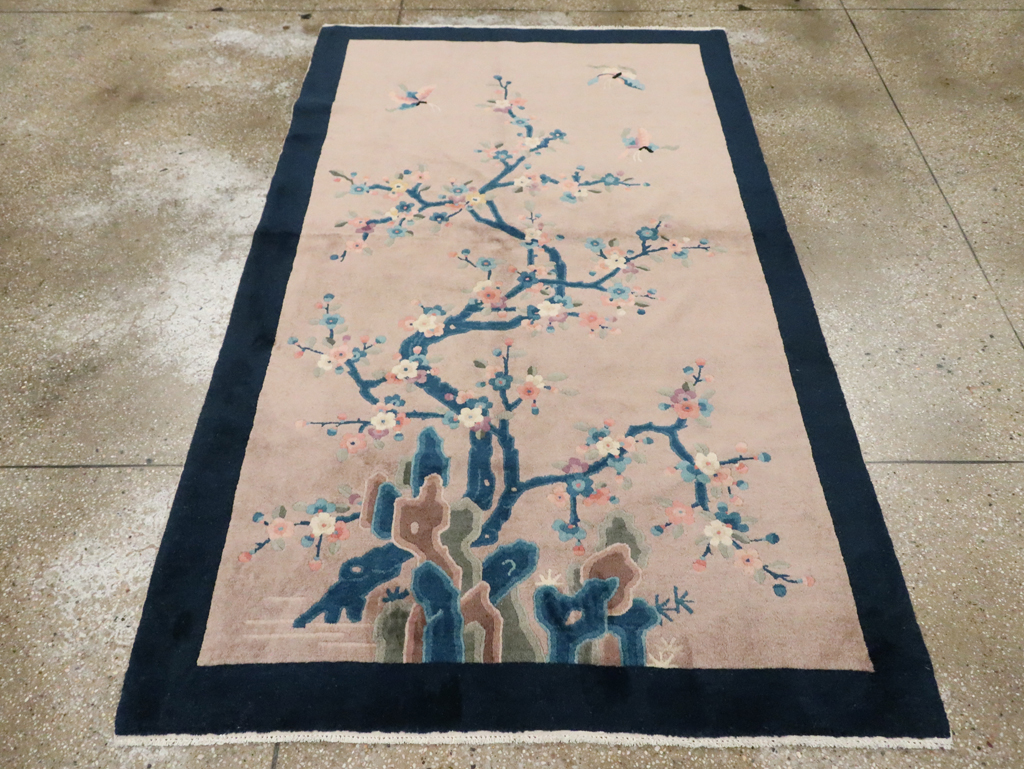 Mid-20th Century Handmade Chinese Art Deco Accent Rug, No.30369 - Staging