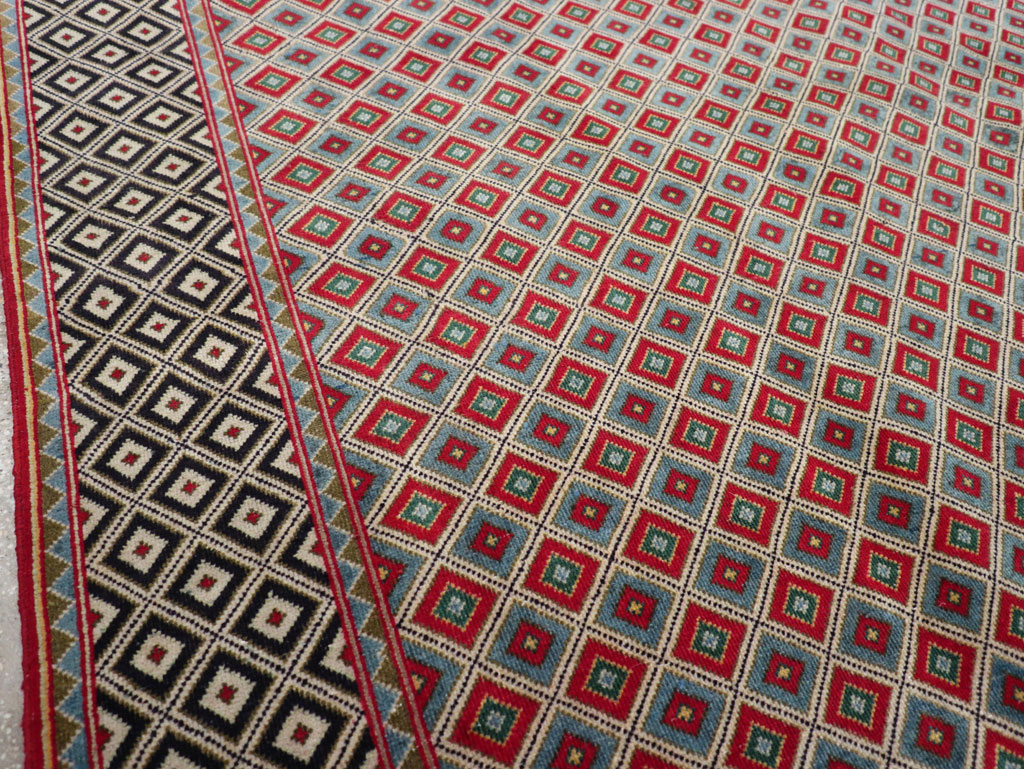 Vintage Persian Quom Small Room Size Carpet, No.30374 - Staging