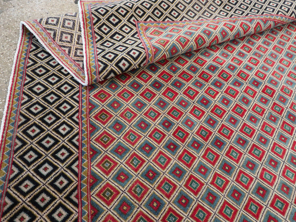 Vintage Persian Quom Small Room Size Carpet, No.30374 - Staging