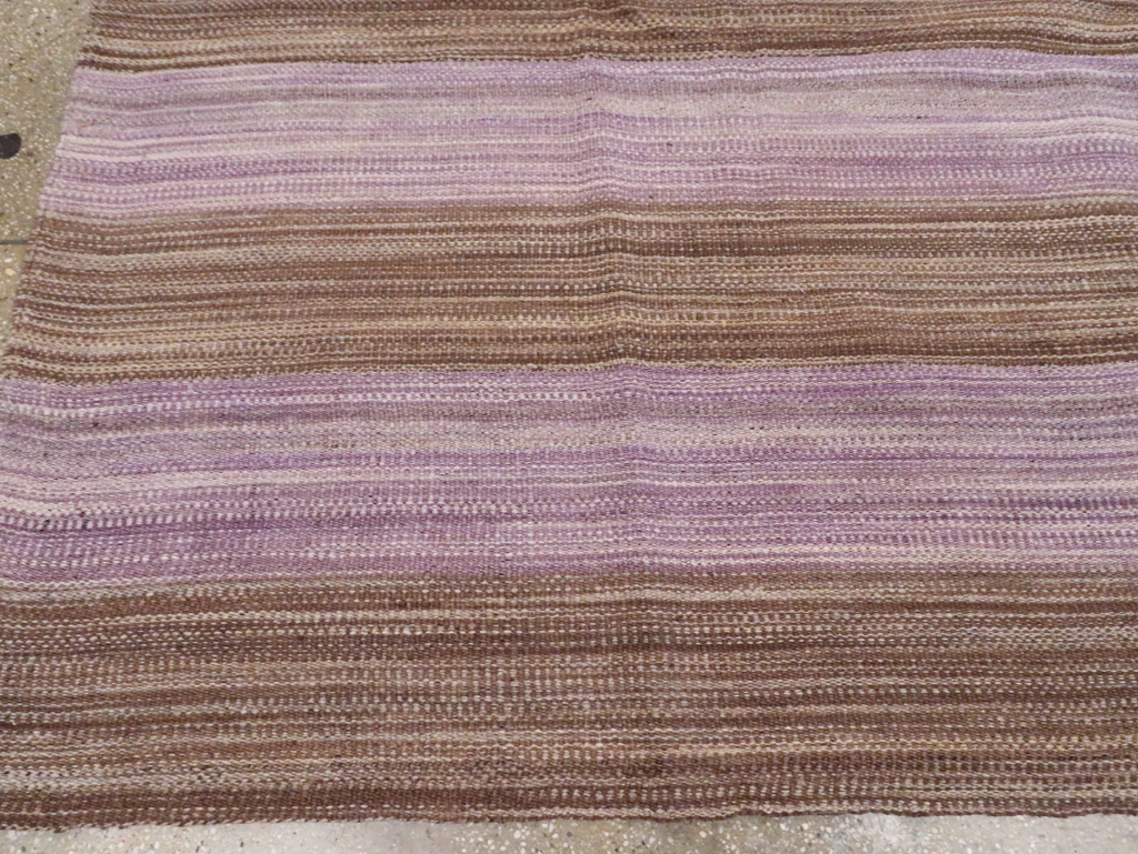 Contemporary Turkish Flatweave Kilim Small Room Size Carpet, No.30382 - Staging