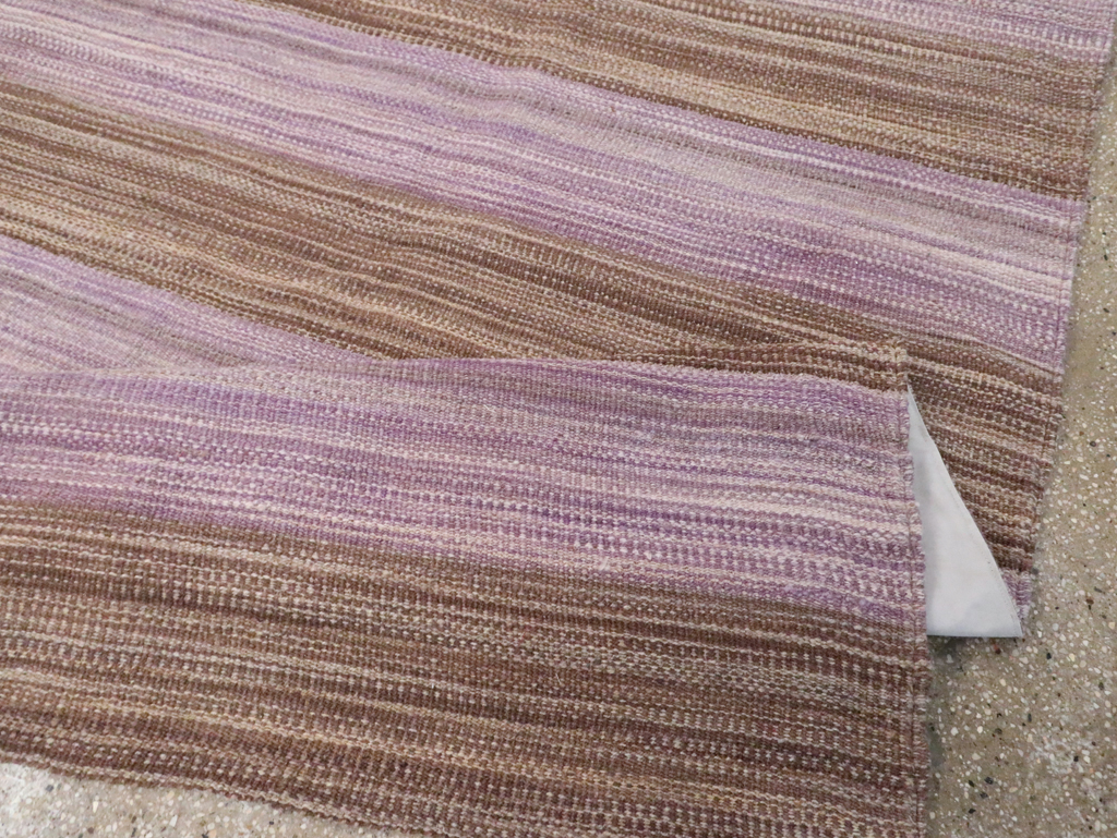 Contemporary Turkish Flatweave Kilim Small Room Size Carpet, No.30382 - Staging