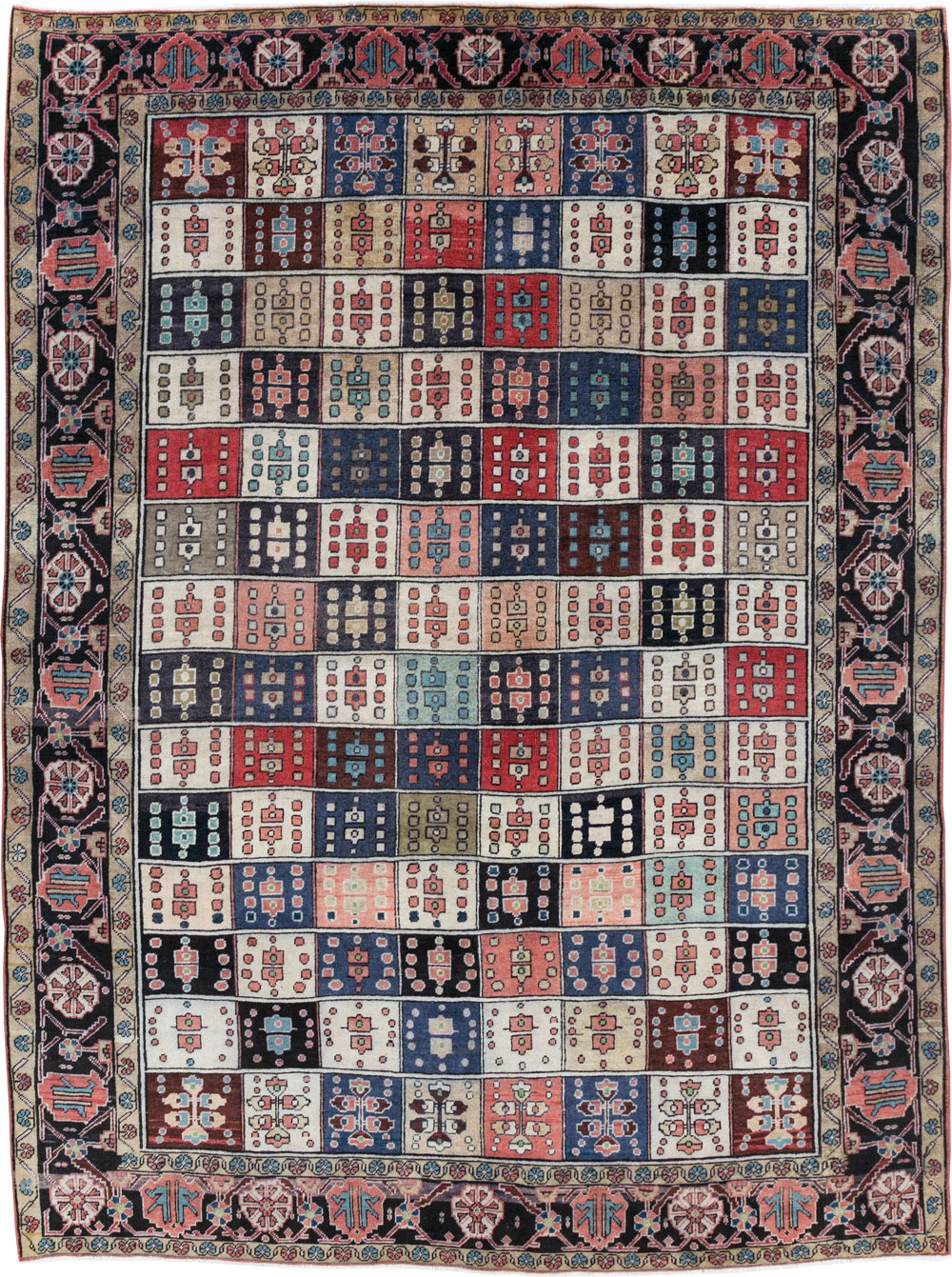 Vintage Persian Veece Small Room Size Carpet, No.30384 - Staging
