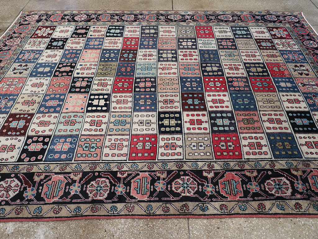 Vintage Persian Veece Small Room Size Carpet, No.30384 - Staging
