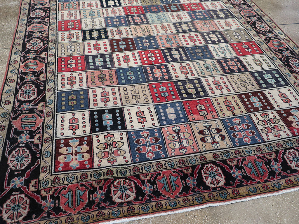Vintage Persian Veece Small Room Size Carpet, No.30384 - Staging