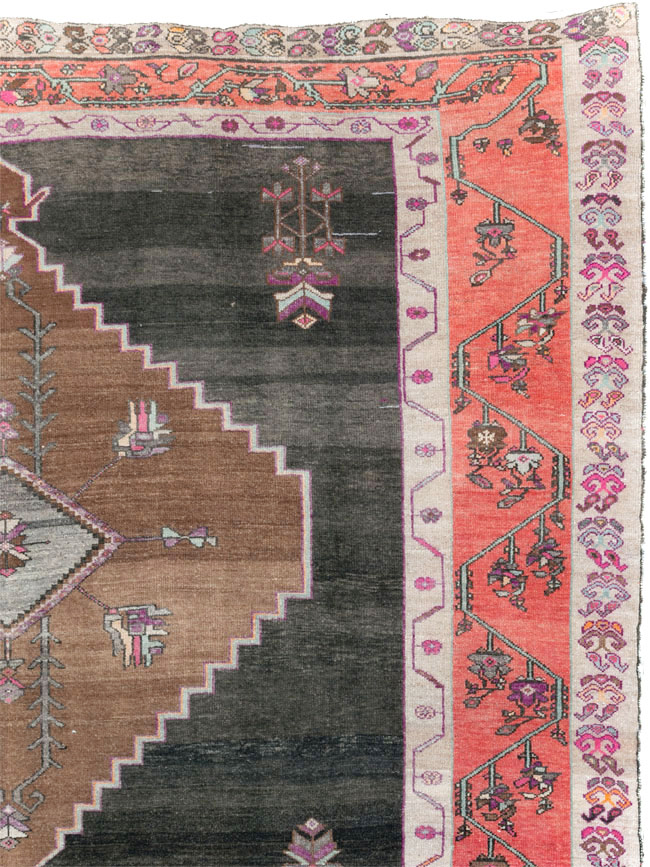 Vintage Anatolian Carpet, No.30392 - Staging