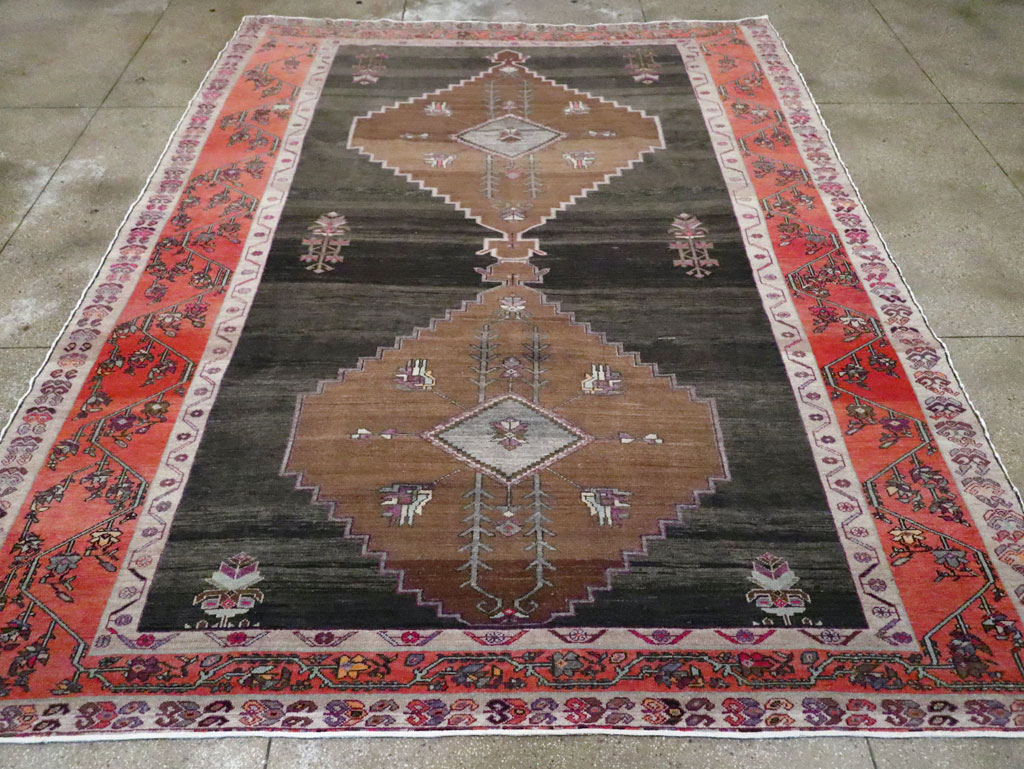 Vintage Anatolian Carpet, No.30392 - Staging
