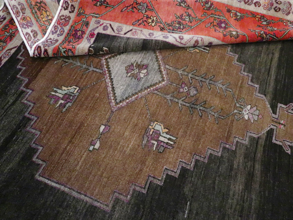 Vintage Anatolian Carpet, No.30392 - Staging