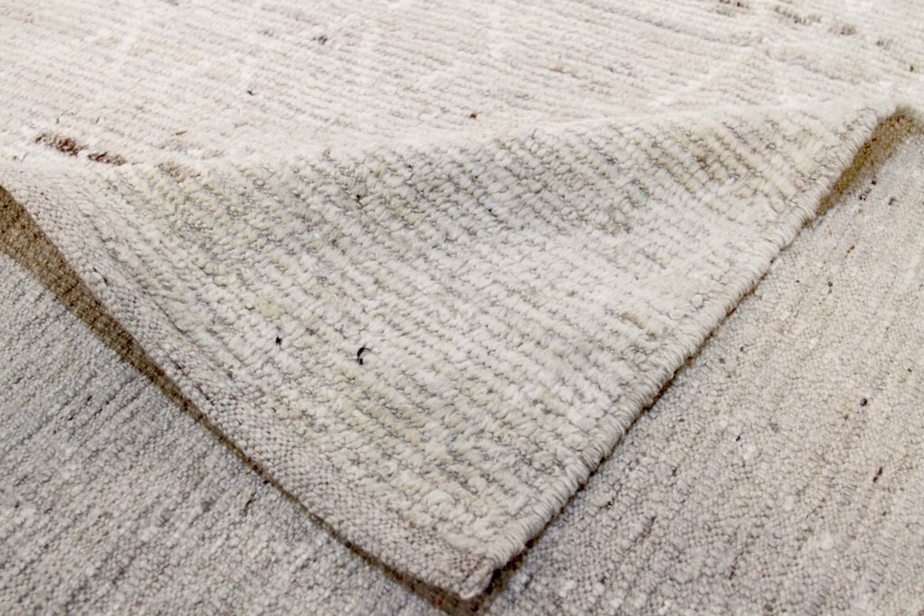 Contemporary Moroccan Room Size Carpet, No.30397 - Staging