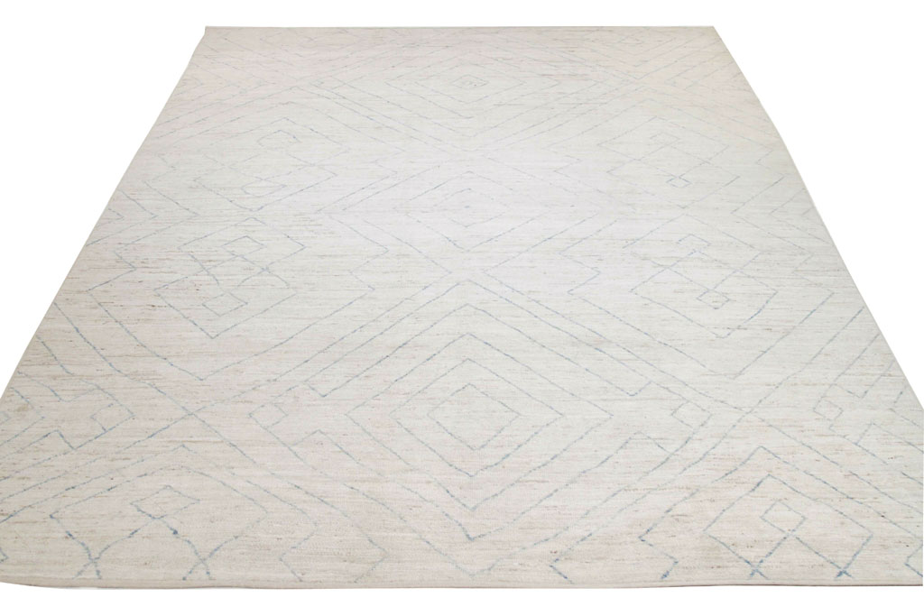 Contemporary Moroccan Room Size Carpet, No.30398 - Staging