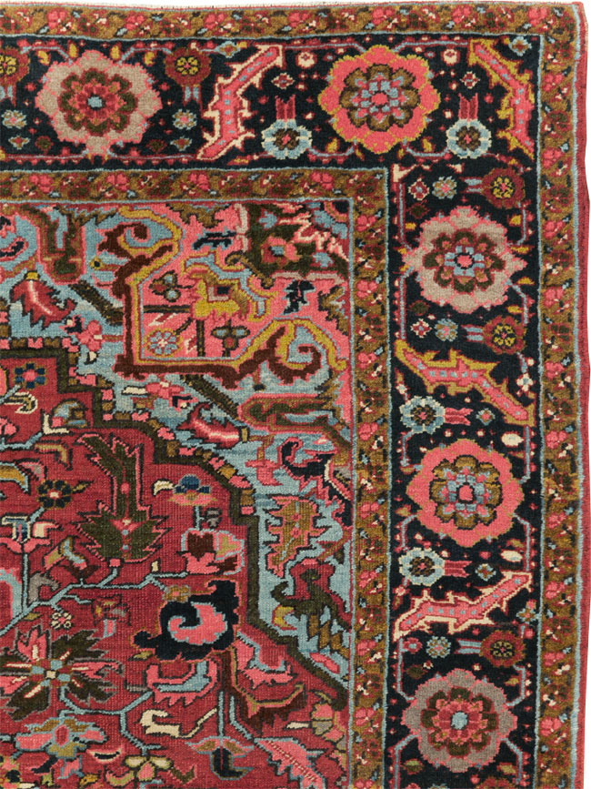 Vintage Persian Heriz Accent Carpet, No.30401 - Staging
