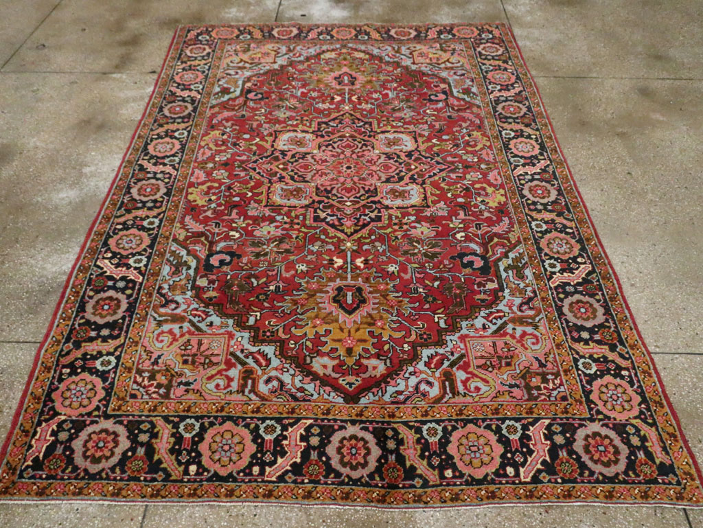 Vintage Persian Heriz Accent Carpet, No.30401 - Staging