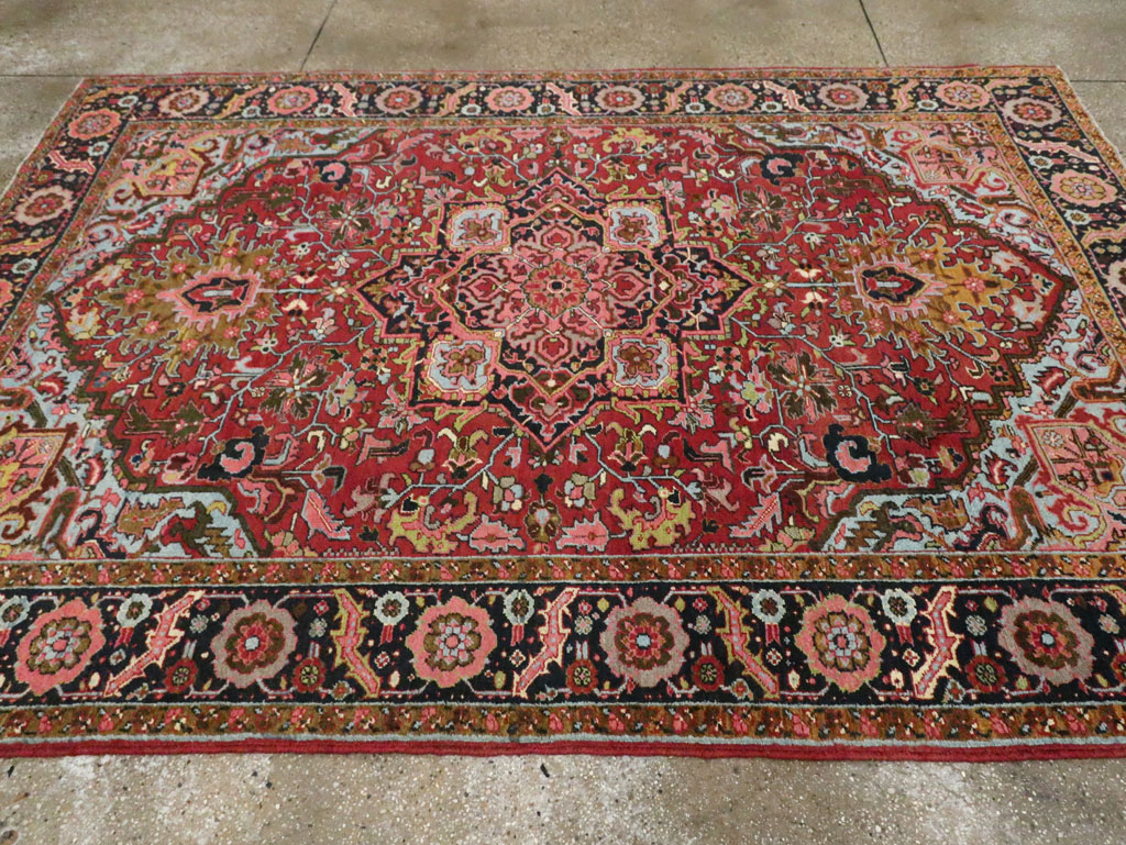 Vintage Persian Heriz Accent Carpet, No.30401 - Staging