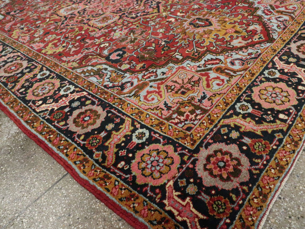 Vintage Persian Heriz Accent Carpet, No.30401 - Staging
