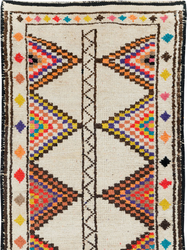 Vintage Anatolian Runner, No.30410 - Staging