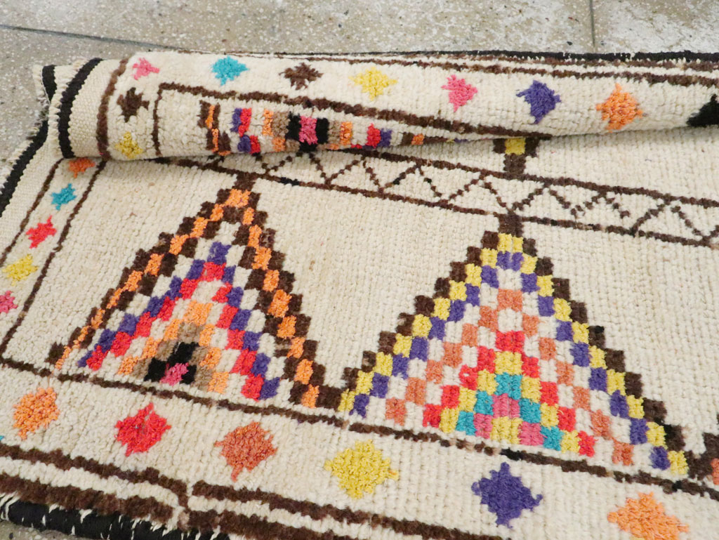 Vintage Anatolian Runner, No.30410 - Staging