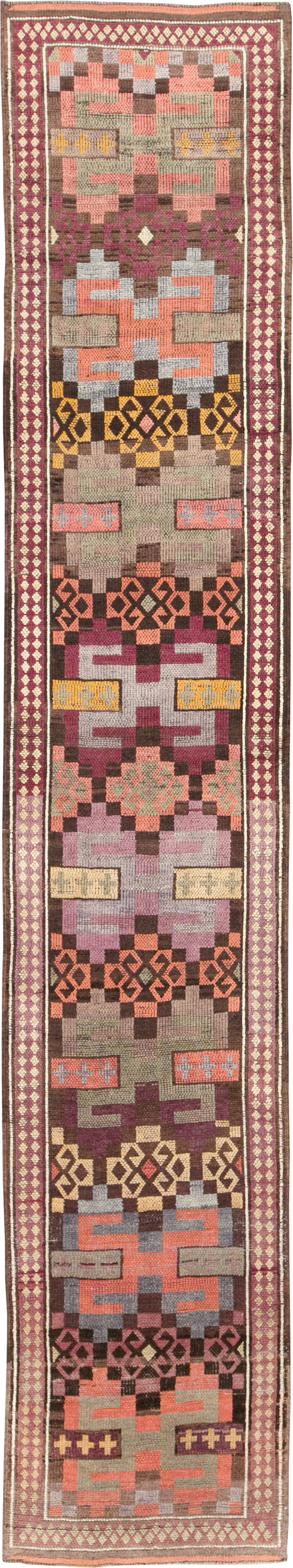 Vintage Anatolian Runner, No.30425 - Staging