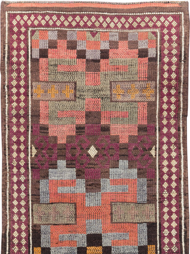 Vintage Anatolian Runner, No.30425 - Staging