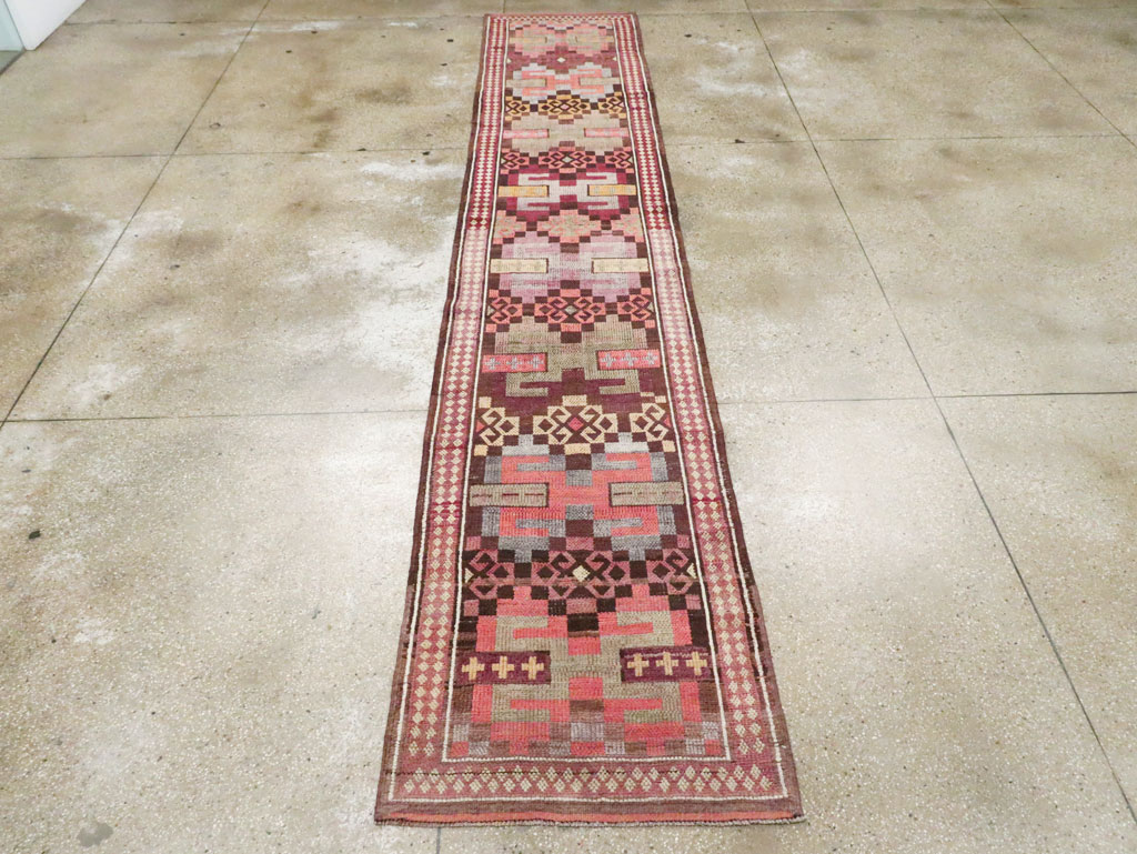 Vintage Anatolian Runner, No.30425 - Staging