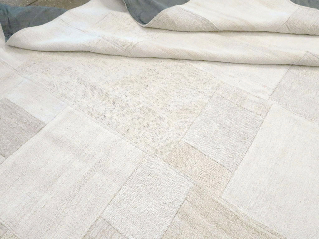 Contemporary Turkish  Room Size  Flatweave Kilim, No.30428 - Staging