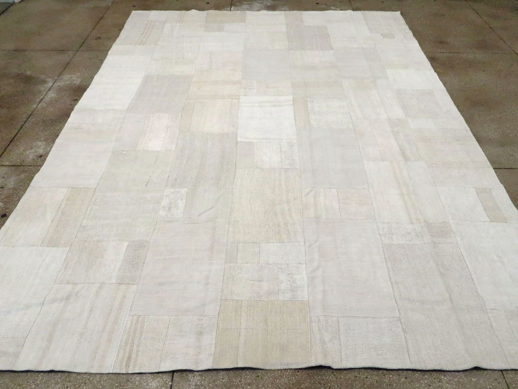 Contemporary Handmade Turkish Flatweave Kilim, No.30432 - Staging