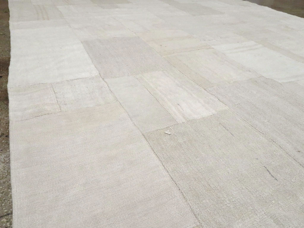 Contemporary Handmade Turkish Flatweave Kilim, No.30432 - Staging