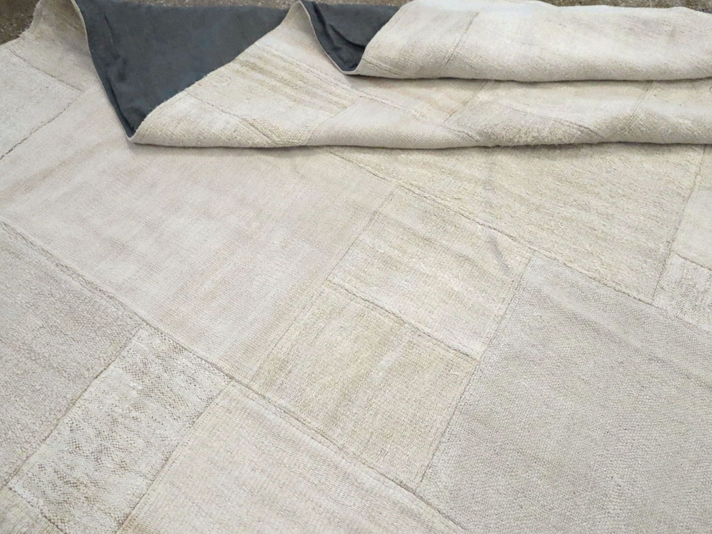 Contemporary Handmade Turkish Flatweave Kilim, No.30432 - Staging