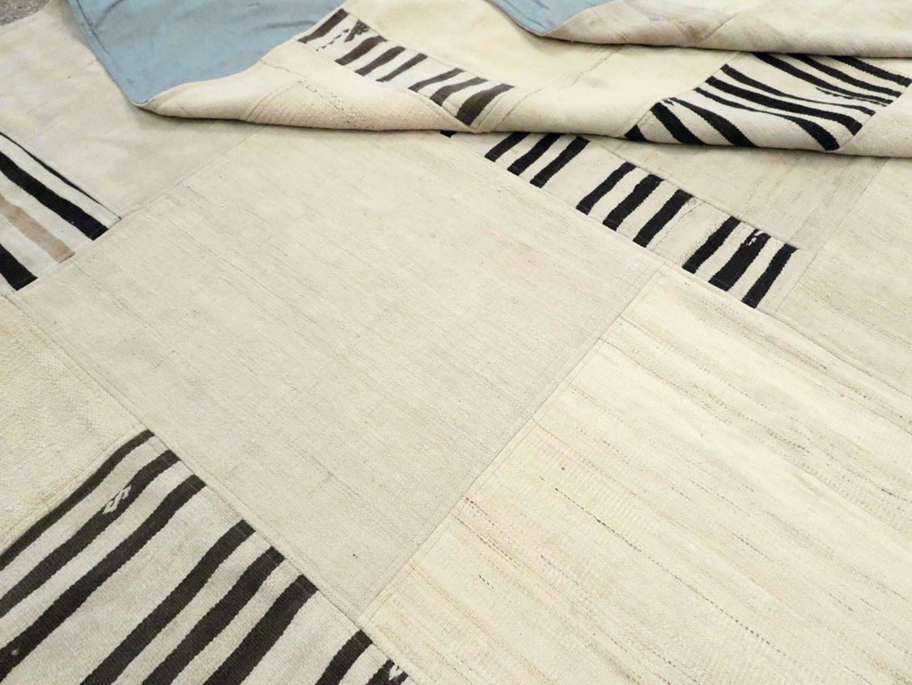 Contemporary Turkish Flatweave Kilim, No.30434 - Staging