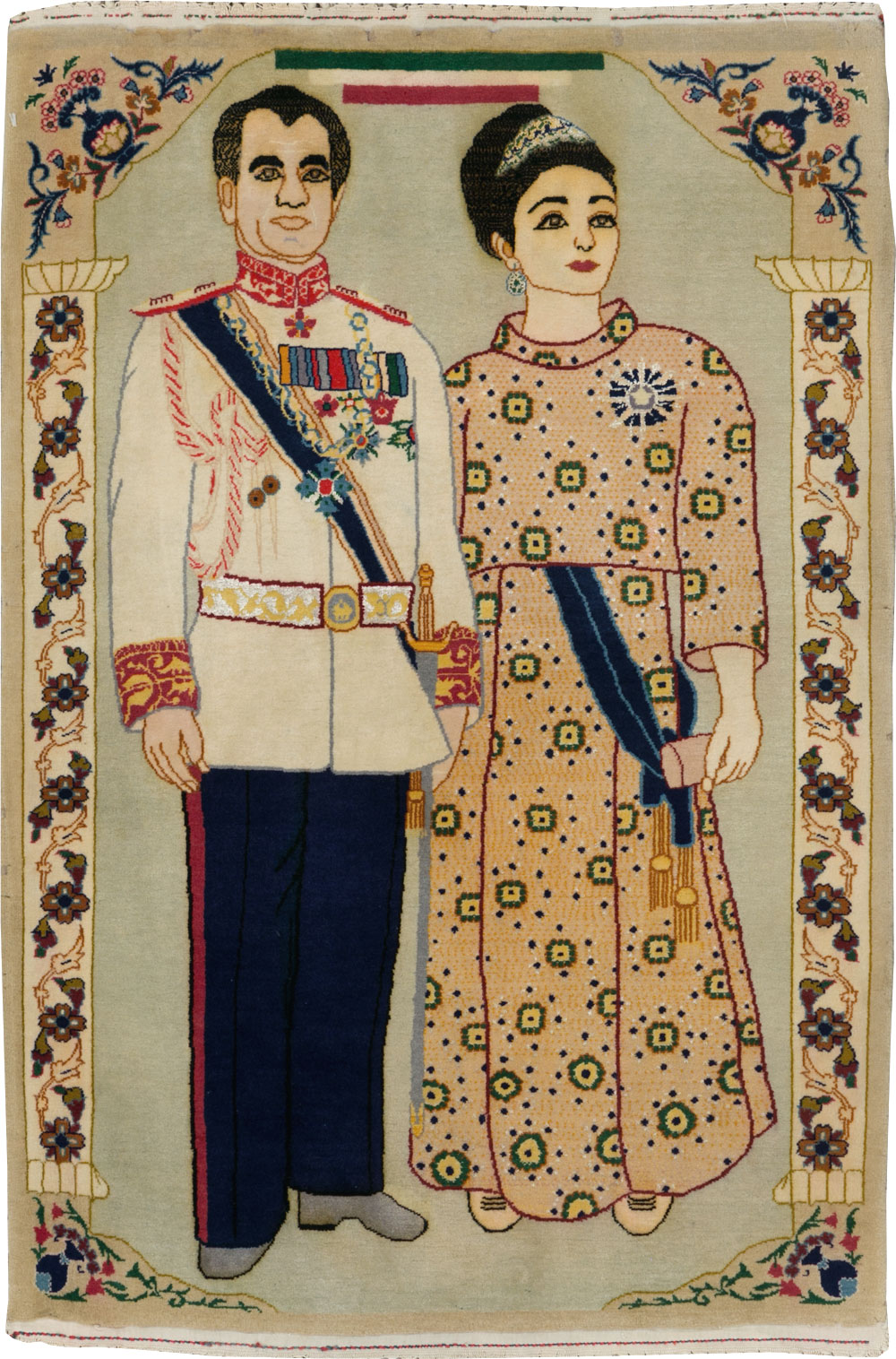 Vintage Persian Pictorial Kashan Rug, No.30438 - Staging