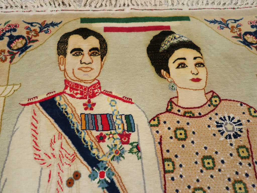 Vintage Persian Pictorial Kashan Rug, No.30438 - Staging